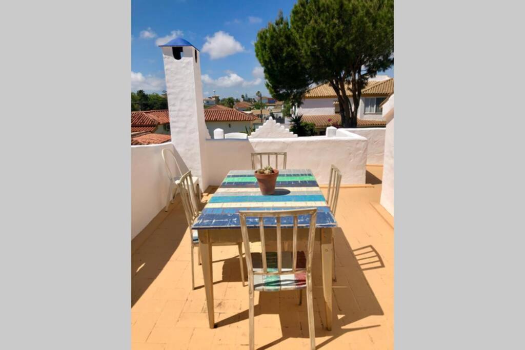 GATU Villa LURBERRI piscina privada, 4 dormitorios, 2 baños, parking , jardín y barbacoa Chiclana de la Frontera Exterior foto