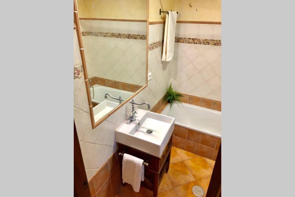 GATU Villa LURBERRI piscina privada, 4 dormitorios, 2 baños, parking , jardín y barbacoa Chiclana de la Frontera Exterior foto
