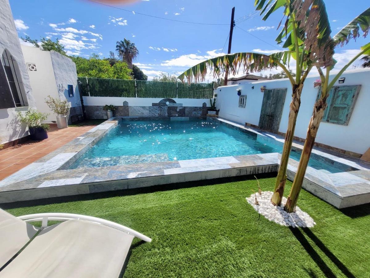 GATU Villa LURBERRI piscina privada, 4 dormitorios, 2 baños, parking , jardín y barbacoa Chiclana de la Frontera Exterior foto